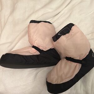 pink bloch ballet pointe shoe booties